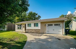 1217 E LOCUST Street, Canton, IL 61520