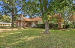110 Van Doren Drive, Pearl, MS 39208