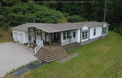 170 Mathews Mountain, Milton, WV 25541