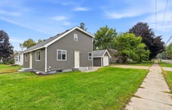 4533 Welcome Avenue N, Crystal, MN 55422