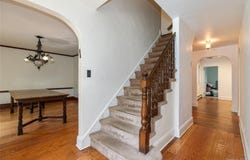 85 Oxford Boulevard, Great Neck, NY 11023