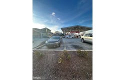 8232 W CHESTER Pike, UPPER DARBY, PA 19082