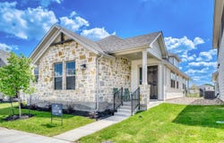 122 International St, Buda, TX 78610