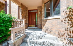 1302 Hawthorne Lane, Hinsdale, IL 60521
