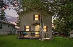 88 Montgomery Circle, Branson West, MO 65737