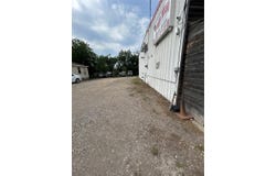 109 E 11TH St, Taylor, TX 76574