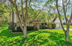 7586 Francis Ct E, Franklin, WI 53132