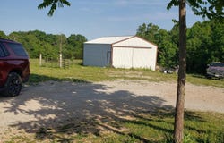 12074 Highway Ee, Mountain Grove, MO 65711