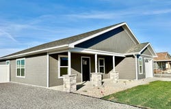 263 Cypress Dr, Powell, WY 82435