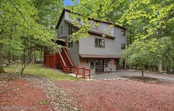 208 Owego Drive, Hazleton, PA 18202