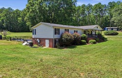 637 Ranch Road, Laurens, SC 29360