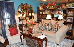 1243 E Thoman Street, Springfield, MO 65803