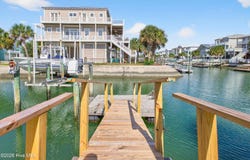 E 2nd St, Ocean Isle Beach, NC 28469