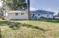 290 N 30th Street, Springfield, MI 49037