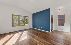 5347 Emerald Way, Apple Valley, MN 55124