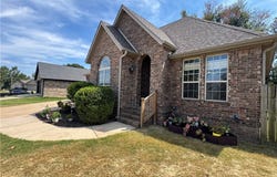 1513 Counts Drive, Springdale, AR 72764