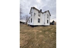 426 E CRAIG ST, CRAIGSVILLE, VA 24430