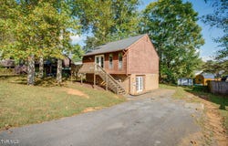 2008 Michael Drive, Johnson City, TN 37604