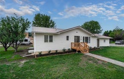251 E 1st Ave. N, Columbus, MT 59019