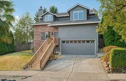 11596 SE SPRINGCREST Dr, Clackamas, OR 97015