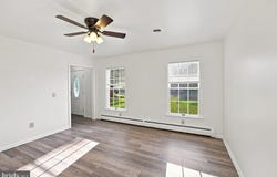 933 REDWOOD Lane, LEBANON, PA 17046