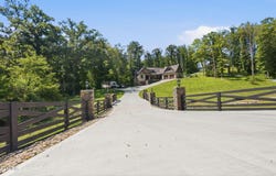 504 Pumpkin Hollow Rd, Heiskell, TN 37754