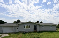 408 E King Street, Bradgate, IA 50520