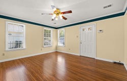 2512 DERBYSHIRE Ave, Memphis, TN 38127