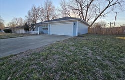 203 Kristine Avenue, Clinton, MO 64735