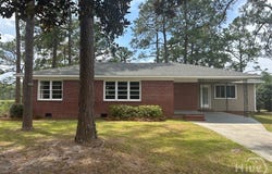 843 Prosperity Drive, Swainsboro, GA 30401