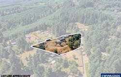 660 Harrington Rd, Falls City, OR 97344