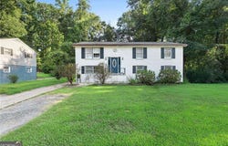 6825 Maddox Road, Morrow, GA 30260