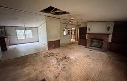 6313 Phillip Rd, Blackshear, GA 31516