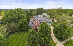 1875 Roxbury Road, Upper Arlington, OH 43212