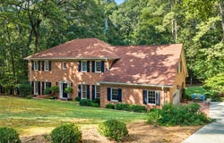 200 Wedgeway, Sandy Springs, GA 30350