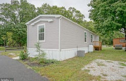 110 MOSS Lane, WILLIAMSTOWN, NJ 08094
