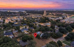 825 E Worth Street, Grapevine, TX 76051