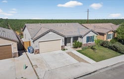 1442 Encantada Avenue, Madera, CA 93637