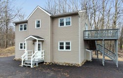400 Cedar Drive, Long Pond, PA 18334