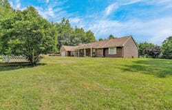 372 Bear Hollow Trl, New Castle, VA 24127