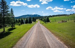 20072 Bear Ridge Rd, Spearfish, SD 57783