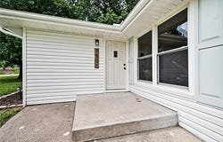 1500 Ridgeview Road, Liberty, MO 64068