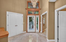 2876 Druid Hill Drive, Des Moines, IA 50315