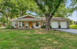 6100 W 88th Street, Overland Park, KS 66207