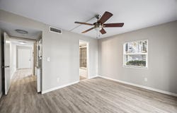 7169 E BANK Drive, TAMPA, FL 33617