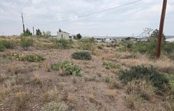 N Hermosa, Marfa, TX 79843