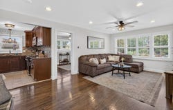 1043 Walter Street, Lemont, IL 60439
