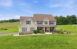 707 Gilbert Road, Gilbert, PA 18331