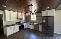 401 Avenue 2 NE, Atkins, AR 72823