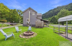 2431 Miracle Mtn. Rd., ELBERT, WV 25413